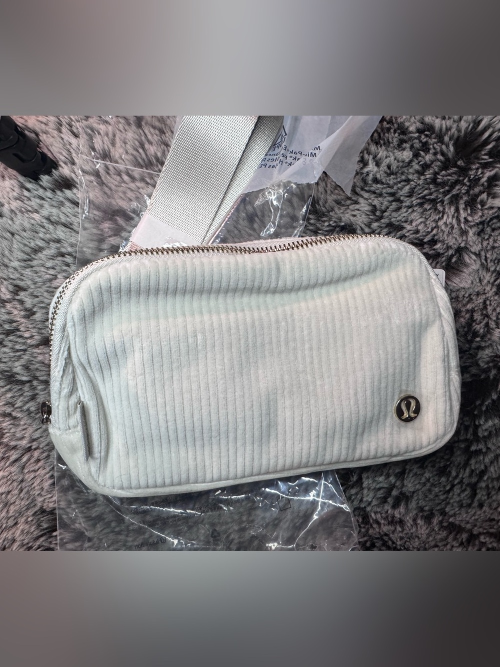 lululemon athletica Corduroy belt bag